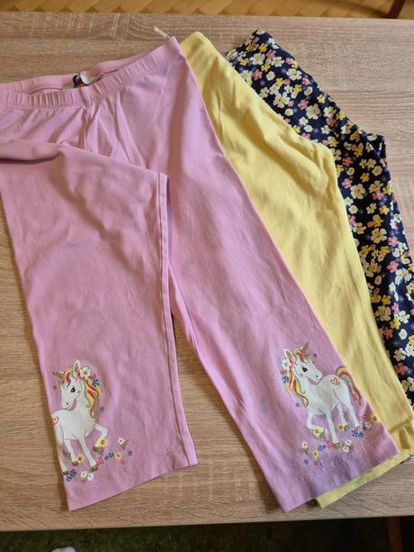 Dievčenske leginy 3/4, c&a,134