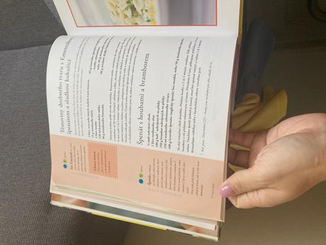 Kniha superrecepty pre kojence a najmenšie deti,