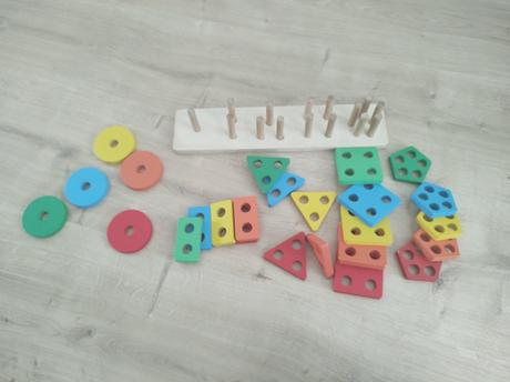 Drevená skladačka tvary, 