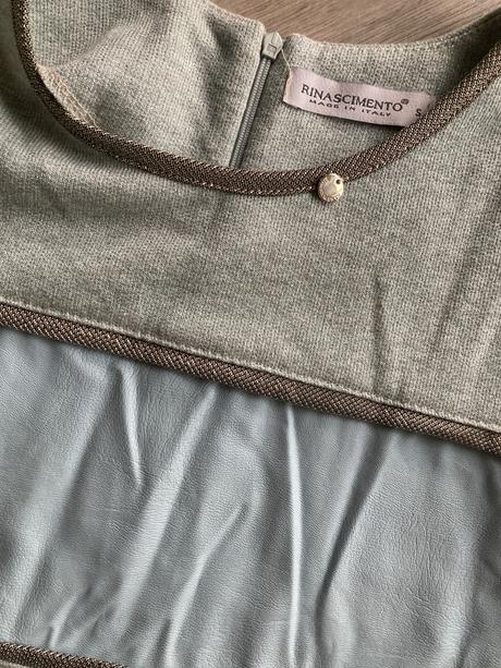 Šaty s kozenkou rinascimento, s