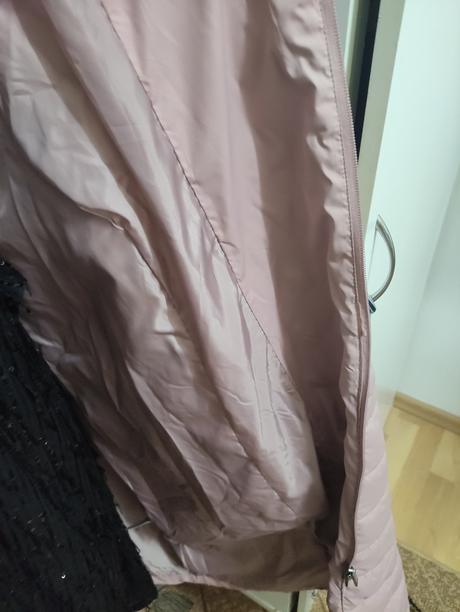 Nádherná bunda, golier pravý myval, 54