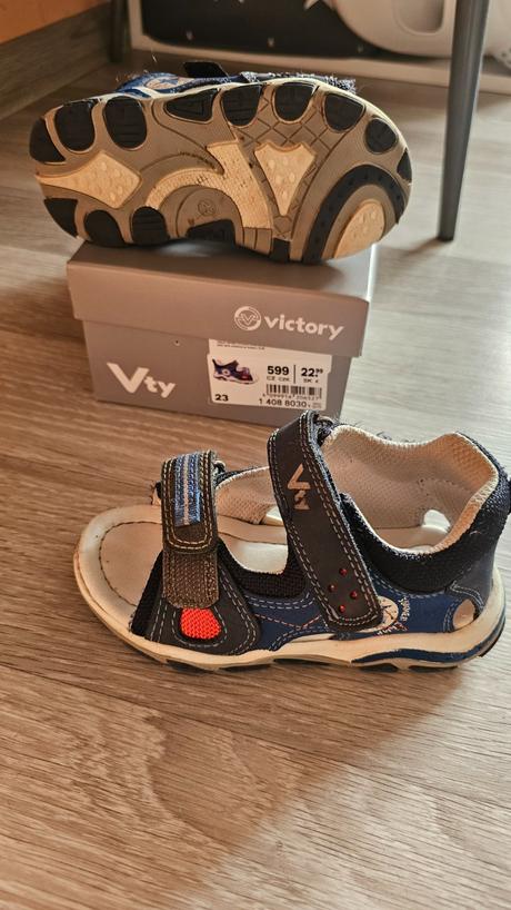 Letné sandelky, victory,23