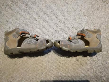 Sandálky, elefanten,23