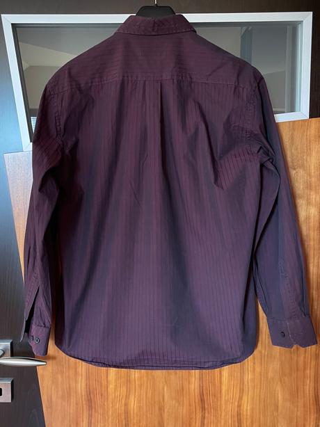 Jara fialová/bordová košeľa s čiernym pásikom xl, 43
