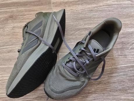 Botasky č.40 2/3, adidas,40