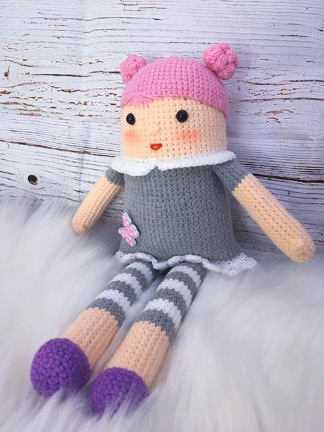 Háčkovaná bábika zojka,