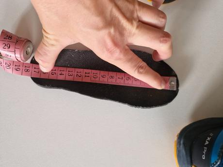 Turistické topánky, salomon,28