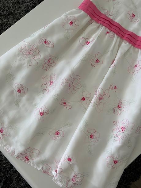 Slávnostne saty, american eagle,140