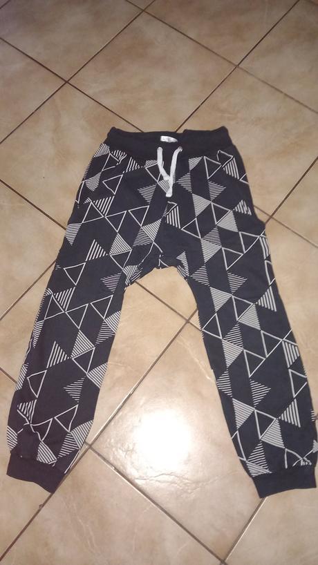 Štýlové tepláky, 152