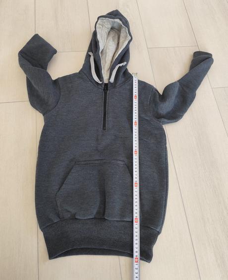 Predám chlapčenskú mikinu, 