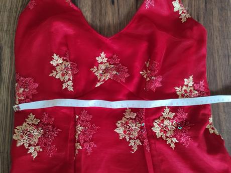 Šaty z látky z indonezie, m