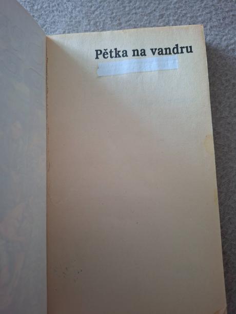 2x správna petka enid blyton c.9 a17,