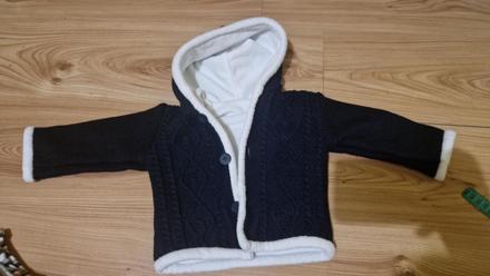 Hrubý zateplený svetrík, 68