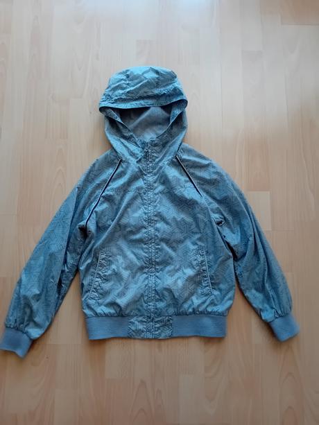 Chlapčenská tenká bunda s kapucňou (140), 140