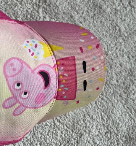 Ružová šiltovka, prasiatko peppa, 104