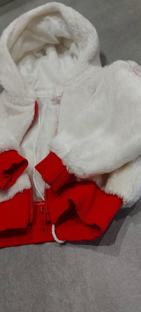 Prechodná chlpatá bundička pre malú slečnu, 74