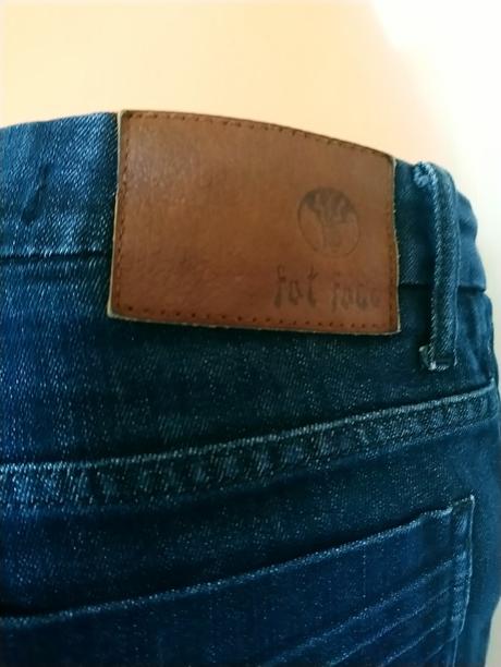 Dámske tmavo modré rifle, fat face, m