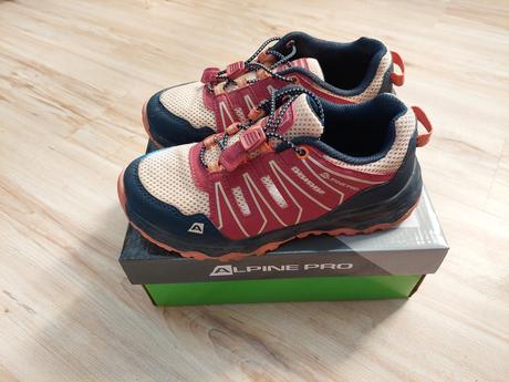 Turistické topánky, alpine pro,35