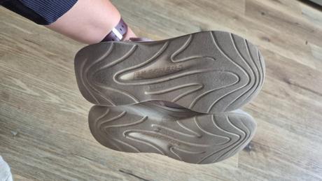 Skechers, skechers,34