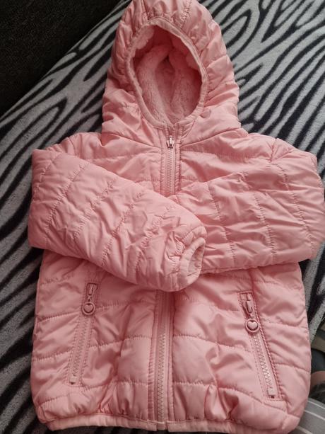 Dievčenská bundička, 92