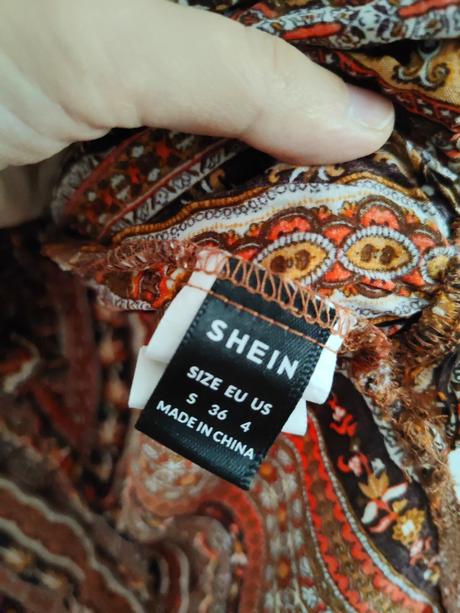 Atypická blúzka, s