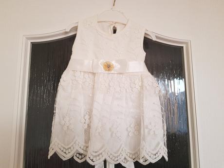 Biele šaty na krst, alebo svadbu, 68