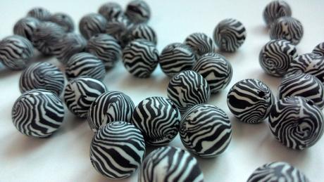 Zebra korálky 12 mm, 