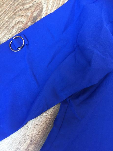 Ľahká vzdušná blúzka, l