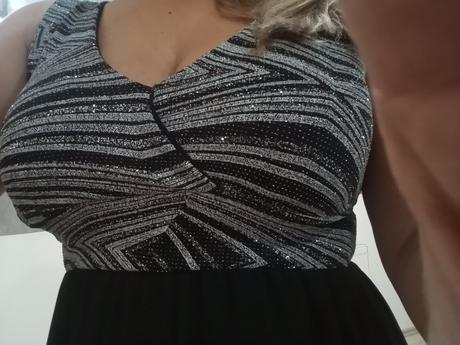 Šaty s predĺženým zadným dielom, m