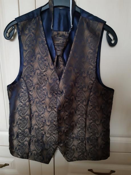 Panska spolocenska vesta klasik, s