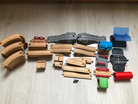 Drevená ikea vlaková dráha, 