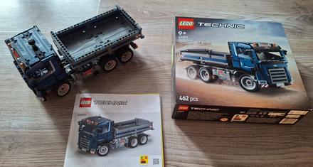 Lego technic 42203 vyklápací nákladiak,
