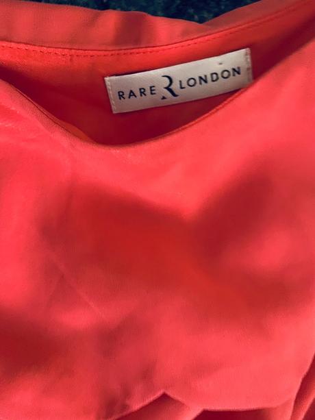 Nádherné šaty rare london aj na stužkovú, s