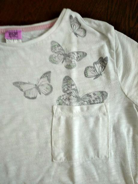 Jednoduché tričko s motýlikmi - veľ. 152/158, f&f,152