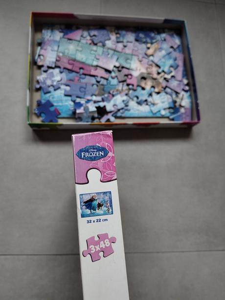 Clementoni puzzle frozen, super color, 