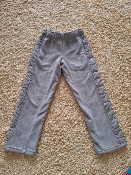 Športové teplé nohavice zn nike air č.122-128, nike,128