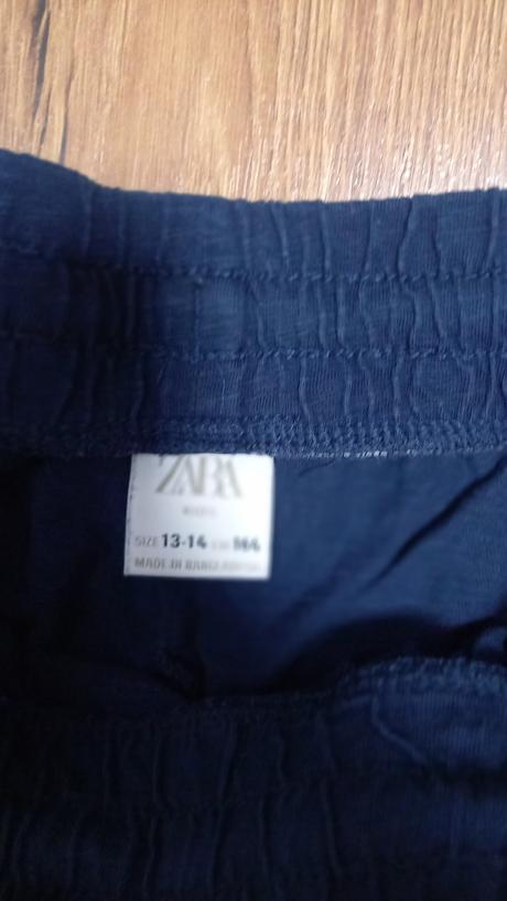 Tmavomodre kratasy, zara,164