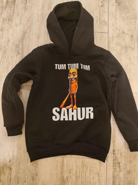 Mikina tum tum tum sahur len opraná, 134