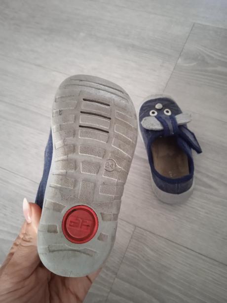 Topánočky ortopedické, baťa,25