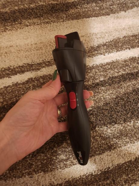 Zapletač vlasov na baterky,