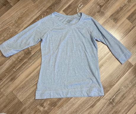 Tričko krásnej melírovanej farby, kik,40