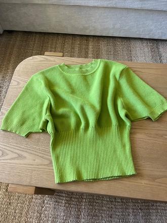 Zelený svetrík na leto, m