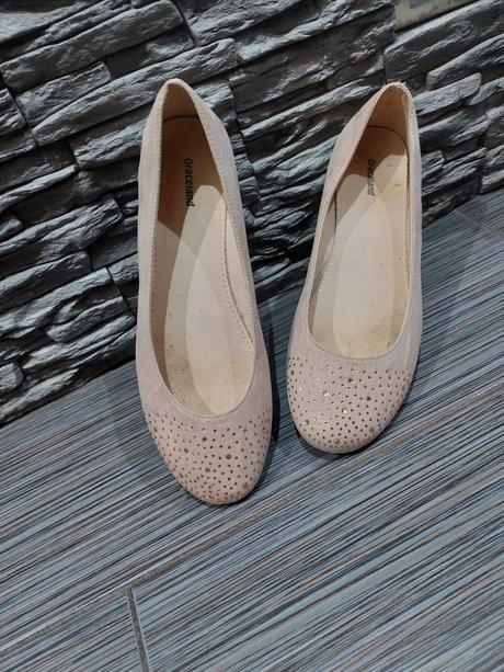 Balerinky, graceland,41