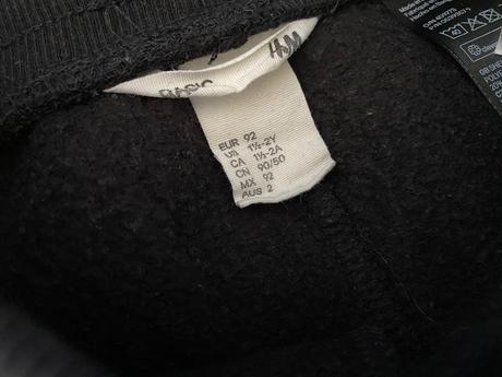 Čierne tepláčiky s bielym pásikom, h&m,92