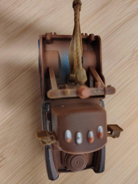 Zberateľský burák (race team mater), mattel,