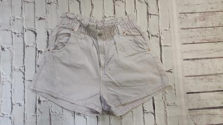 Šortky s vysokým pásom, pull&bear,40