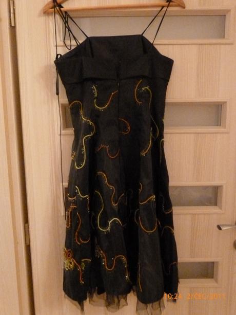 Spoločenké kokteilové šaty, 38