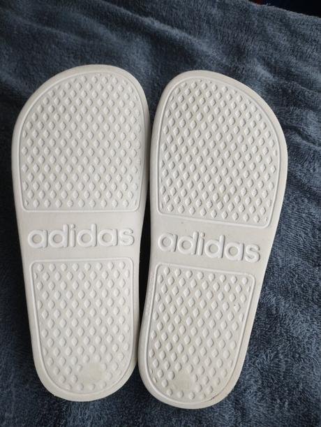 Šľapky, adidas,37