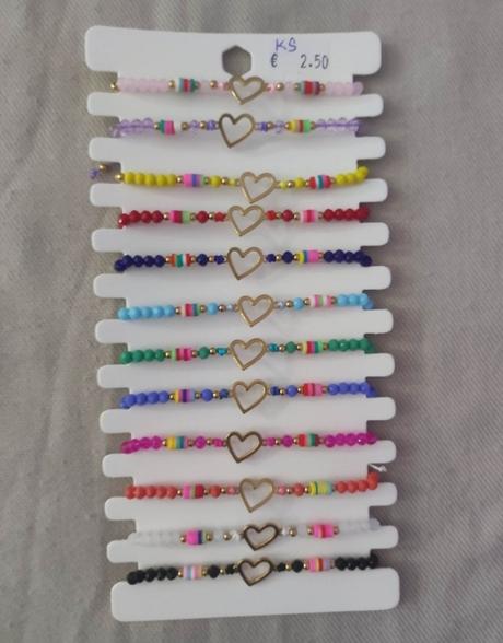 Náramok so srdiečkom, 