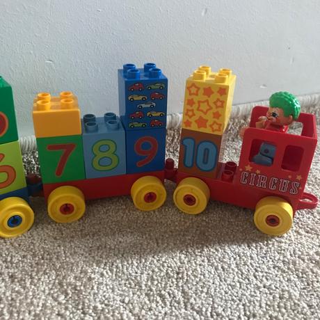 Lego duplo - vlacik circus, 